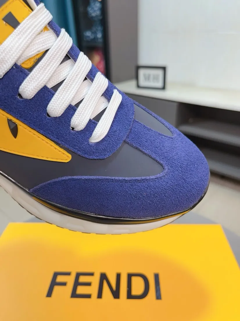 Men's shoes 💰440🌹🌹[fendi] Fendi classic and comfortable men, this complex sneaker is made of soft calfskin➕genuine leather lining➕original ultra-light rubber material with rough outsole. This unique light style is suitable for the casual and refined sensibility of this season. It is comfortable and natural on the feet. It is an everyday style for casual travel in autumn and winter! 38/44